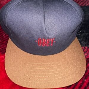 Obey Navy and tan lid NWT SnapBack